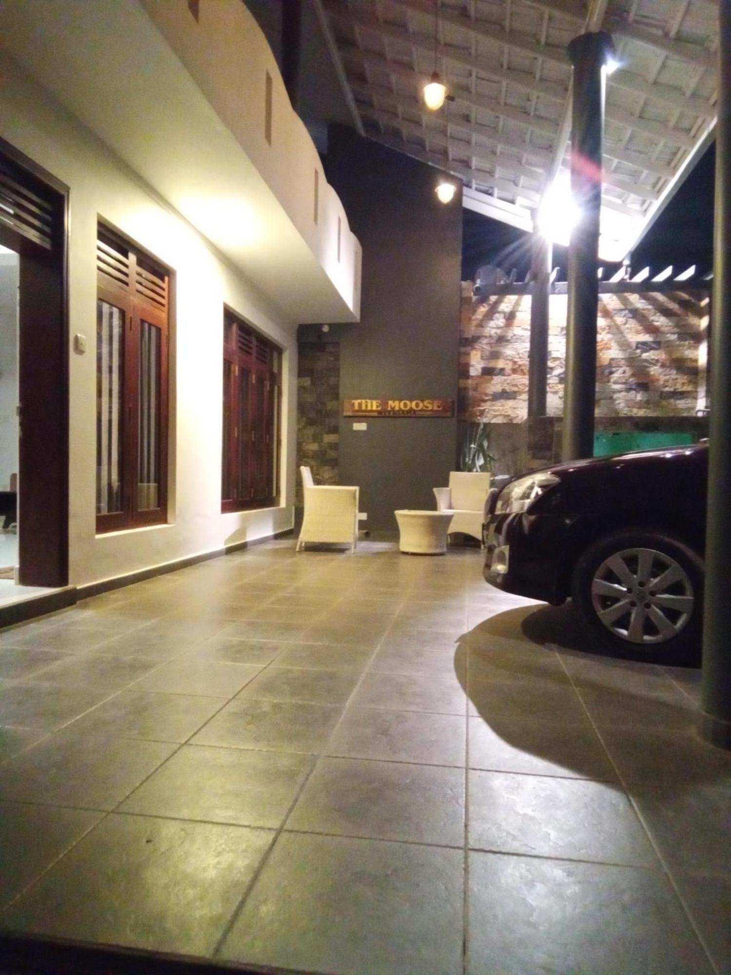 The Moose Weligama Bed & Breakfast Exterior photo
